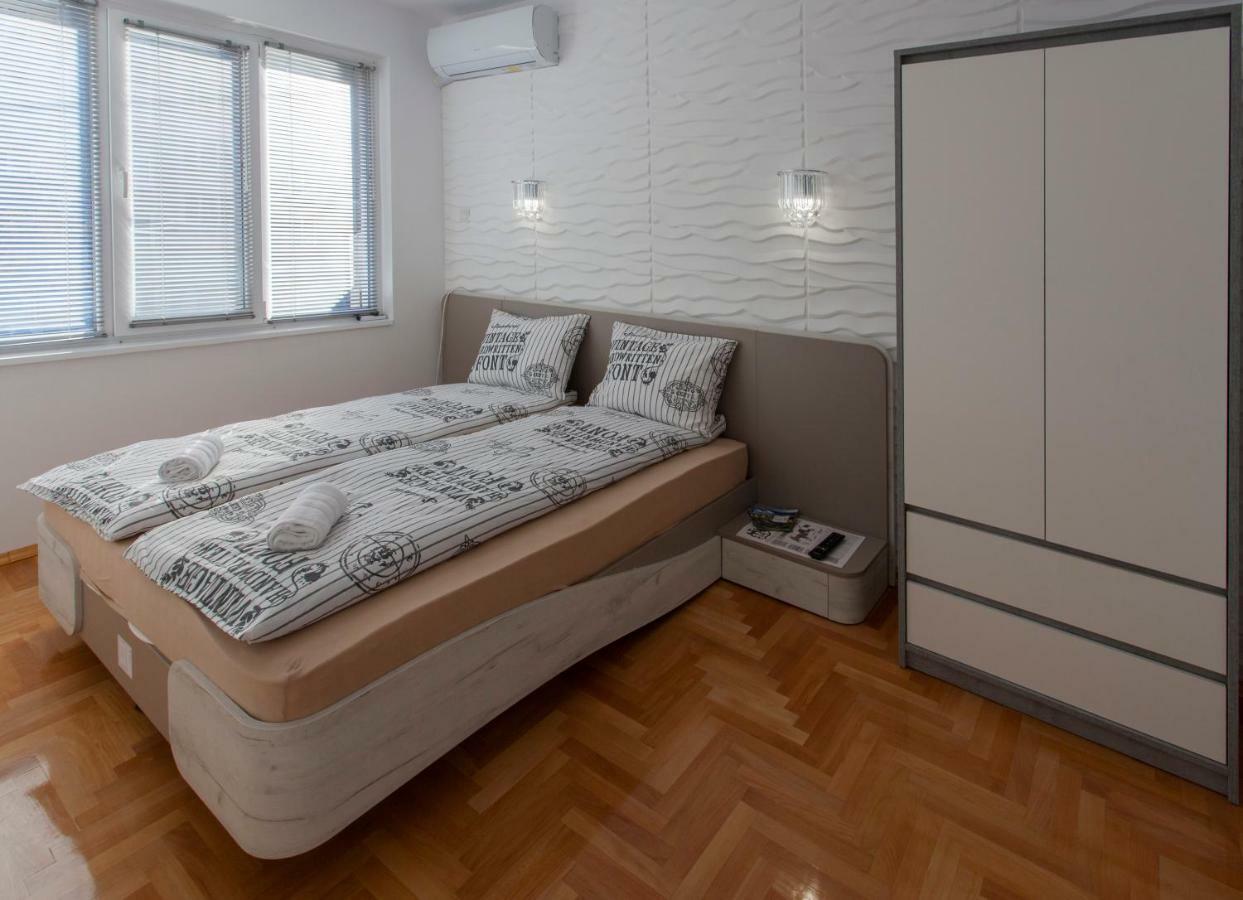 Apartment Diamond Center Gabrovo Ngoại thất bức ảnh